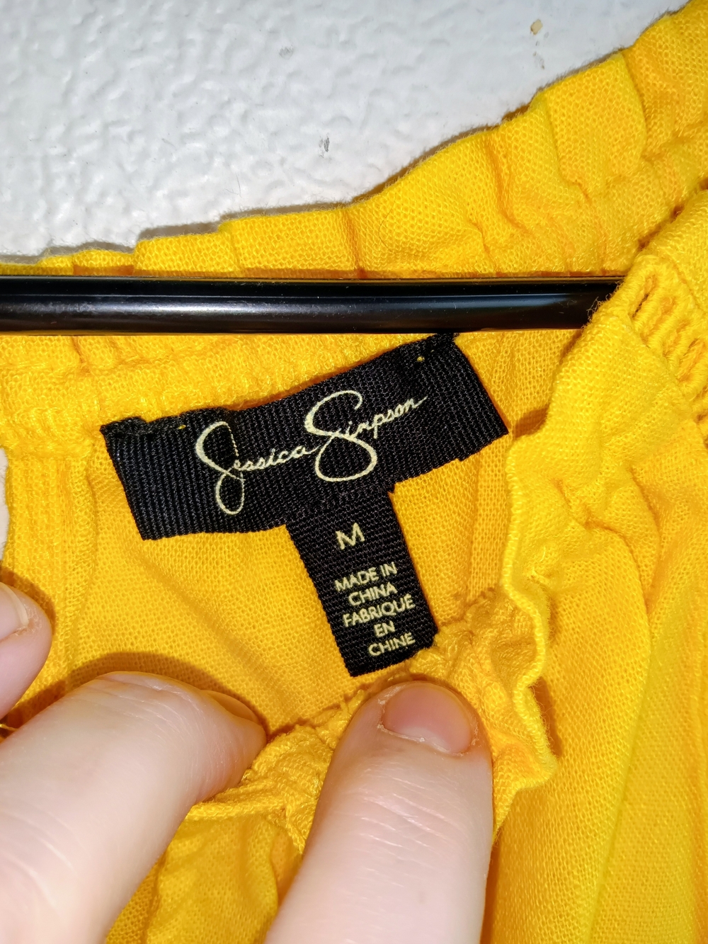 Jessica Simpson Yellow Knit Cut-Out Camisole Blouse Split Neck Sleeveless M - Picture 8 of 9
